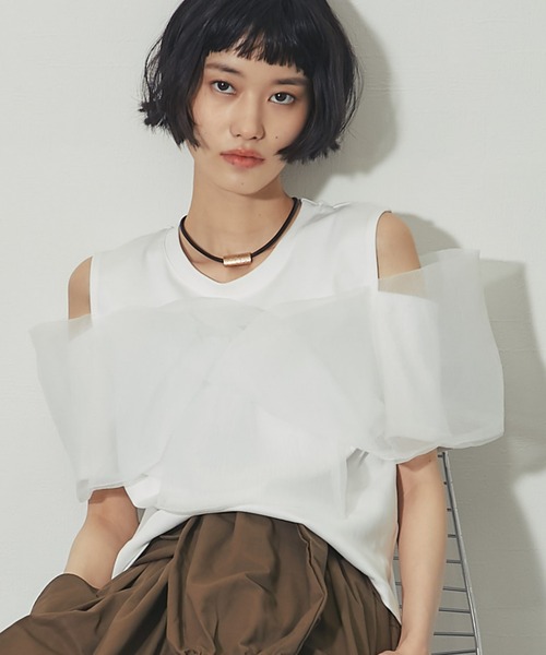 ANOTHER S(アナザーエス)の「オーガンジーフリルドッキングオープンショルダートップス(Tシャツ/カットソー・レディース・ホワイト/ブラック/ベージュ・M)」の14枚目の写真