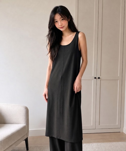 GENERAL IDEA(ジェネラルアイデア)の「【GENERAL IDEA】COOL Uネックマキシニットワンピース / COOL U-NECK MAXI KNIT DRESS(ワンピース・レディース・アイボリー/ブラック・S/L/M)」の1枚目の写真
