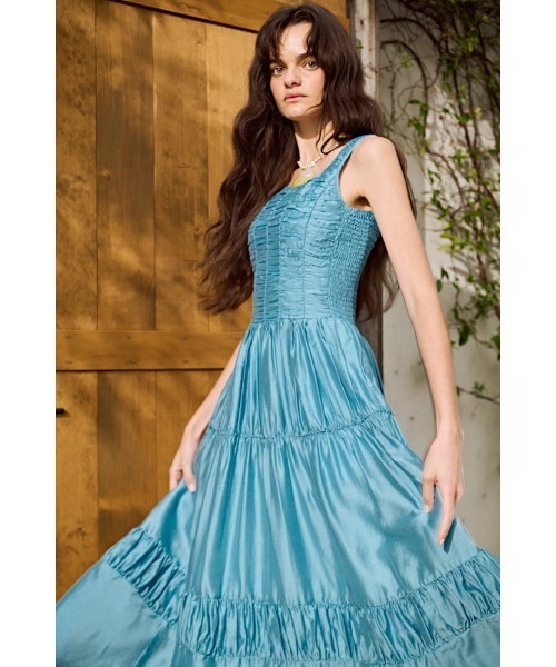 Estella.K（エステラケー）の「Floria Dress シャーリングドレス（ワンピース・レディース・ブラック/オフホワイト/ピンク/ブルー系その他・FREE）」の4枚目の写真