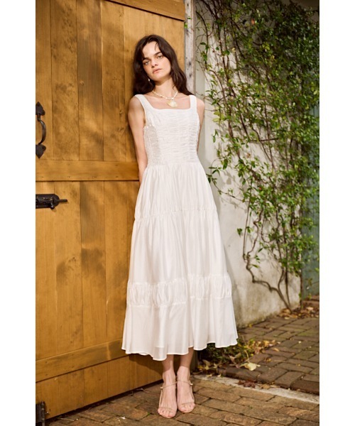 Estella.K（エステラケー）の「Floria Dress シャーリングドレス（ワンピース・レディース・ブラック/オフホワイト/ピンク/ブルー系その他・FREE）」の11枚目の写真