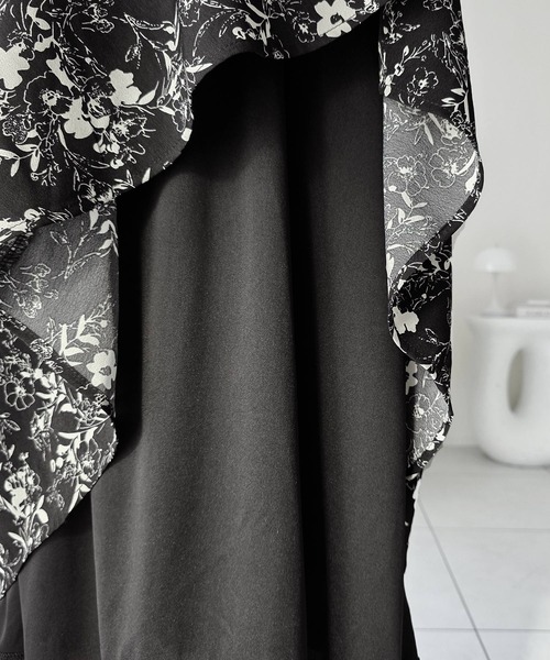 mily bilet(ミウィビレット)の「【mily bilet】着るだけで華やぐ、大人可愛い花柄ワンピース。キャンディスリーブプリーツワンピース (ロング丈)(ワンピース・レディース・ブラック/アイボリー・LARGE/X-LARGE/SMALL/MEDIUM)」の22枚目の写真