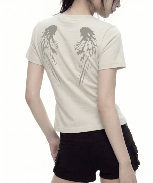 GRAVER（グレーバー）の「[ユニセックス]WINGS ヘンリーネック半袖Tシャツ_2カラー（Tシャツ/カットソー・レディース・ベージュ/チャコール・M/L）」の14枚目の写真