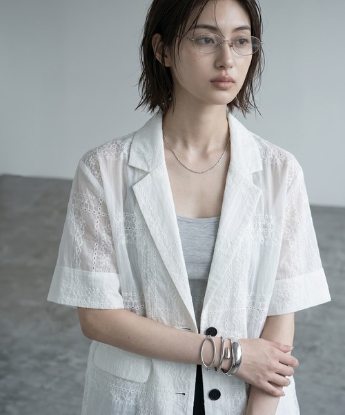 STYLE DELI(スタイルデリ)の「【BLK001】パッチワークシアーレーステーラードジャケット(テーラードジャケット・レディース・オフホワイト/ブラック・FREE)」の17枚目の写真