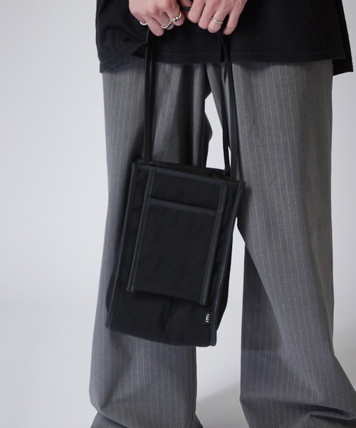 Lui's(ルイス)の「【ITTI】MICHELLE OUTPOCKET ONEMILE TOTE(トートバッグ・メンズ・ブラック・FREE)」の11枚目の写真