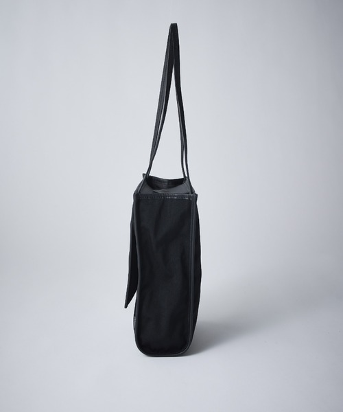 Lui's(ルイス)の「【ITTI】MICHELLE OUTPOCKET ONEMILE TOTE(トートバッグ・メンズ・ブラック・FREE)」の3枚目の写真