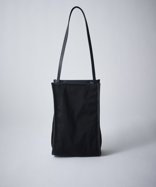Lui's(ルイス)の「【ITTI】MICHELLE OUTPOCKET ONEMILE TOTE(トートバッグ・メンズ・ブラック・FREE)」の4枚目の写真