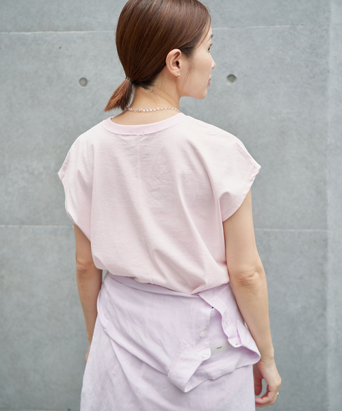 IENA（イエナ）の「《追加9/新色あり》ラウンドテールプルオーバー（Tシャツ/カットソー・レディース・ブラック/ホワイト/ピンク・FREE）」の10枚目の写真