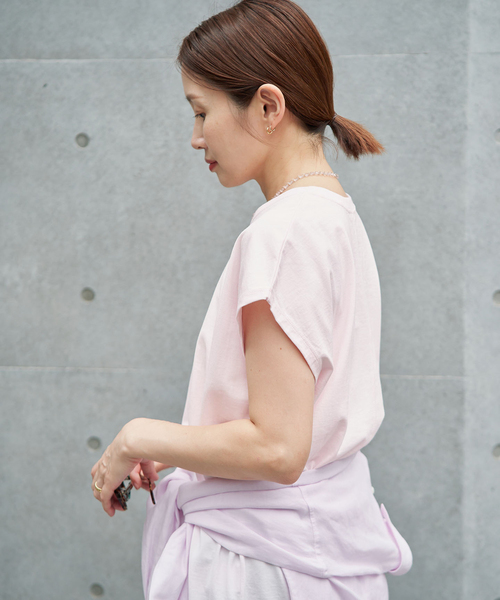 IENA（イエナ）の「《追加9/新色あり》ラウンドテールプルオーバー（Tシャツ/カットソー・レディース・ブラック/ホワイト/ピンク・FREE）」の11枚目の写真