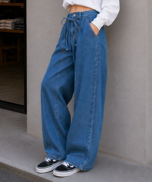 center i(センターアイ)の「ロングベルト付きハイウエストワイドデニムパンツ(デニムパンツ・レディース・ブルー・M/S)」の1枚目の写真