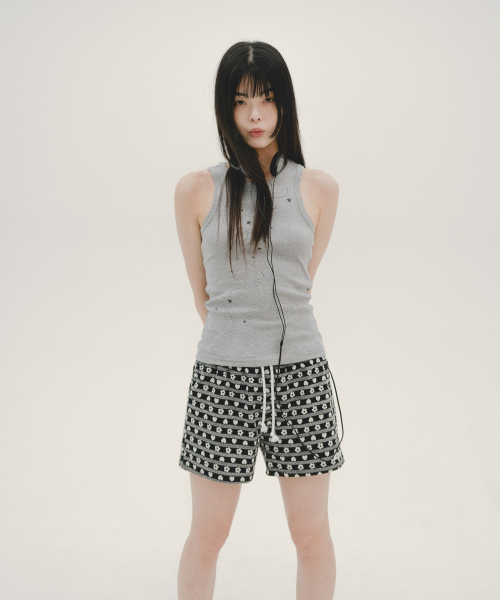 MIHEV(ミヘブ)の「ギャラクシーグラフィックタンクトップグレー(Tシャツ/カットソー・レディース・その他・FREE)」の6枚目の写真