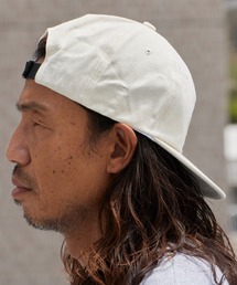 POLeR（ポーラー）の「POLeR/ポーラー FURRY FONT COTTON 6P CAP ブランドパッチ コットンキャップ 帽子 フラットバイザー  デイリー 2026年夏 夏服（キャップ）」