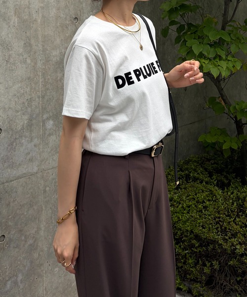 COLLAGE GALLARDAGALANTE(コラージュガリャルダガランテ)の「大人映えフロッキーロゴTシャツ/ZOZO限定(Tシャツ/カットソー・レディース・ホワイト/チャコールグレー・FREE)」の5枚目の写真