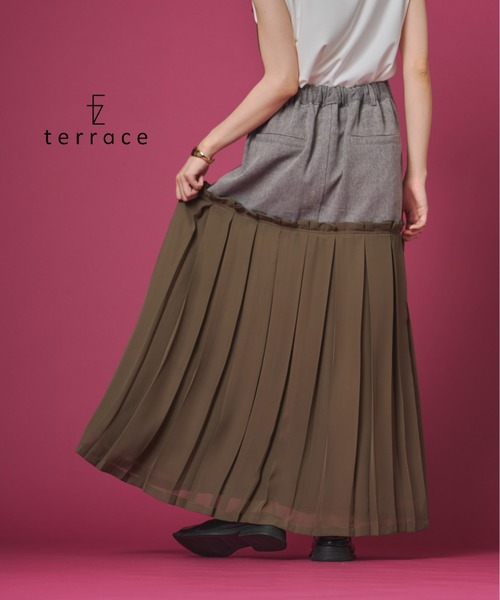 terrace（テラス）の「シアープリーツドッキングデニムスカート（Tシャツ/カットソー・レディース・グレー/ケミカルウォッシュ/ブラック・FREE）」の2枚目の写真
