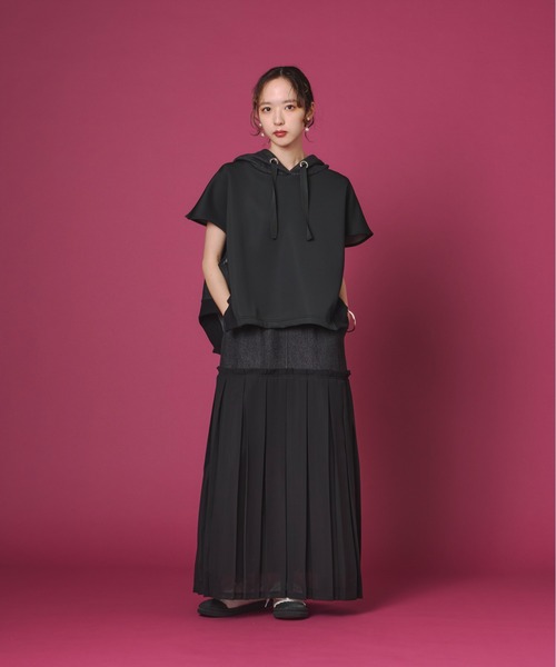 terrace（テラス）の「シアープリーツドッキングデニムスカート（Tシャツ/カットソー・レディース・グレー/ケミカルウォッシュ/ブラック・FREE）」の9枚目の写真