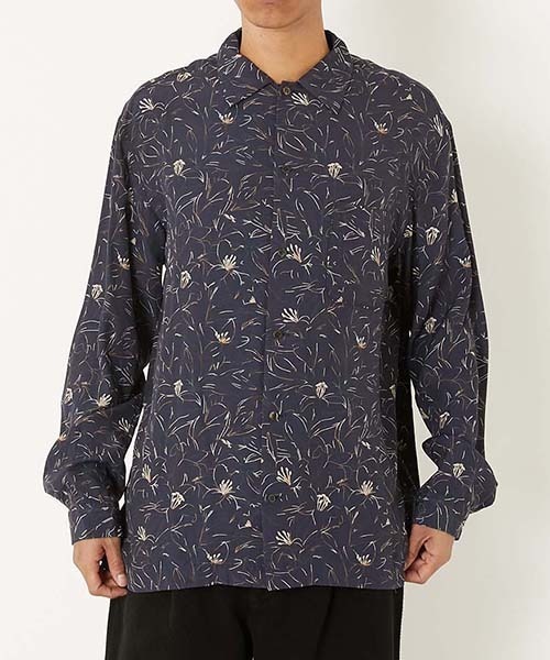 BLUE BLUE JAPAN(ブルーブルージャパン)の「レーヨンエットカサブランカ ロングスリーブシャツ(シャツ/ブラウス・メンズ・ダークネイビー・XL/L/M/S)」の2枚目の写真