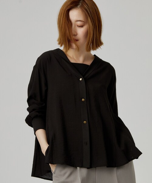 grove(グローブ)の「シアーシャツカーディガン(カーディガン/ボレロ・レディース・ブラウン系その他/オフホワイト/ブラック/ブルー・05/02/04/03)」の2枚目の写真