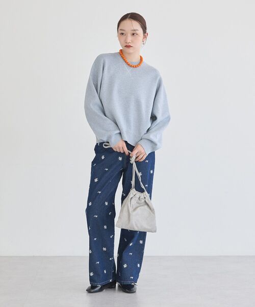 earth music&ecology(アースミュージックアンドエコロジー)の「刺繍ワイドデニムパンツ(デニムパンツ・レディース・ダークインディゴブルー・S/M)」の12枚目の写真