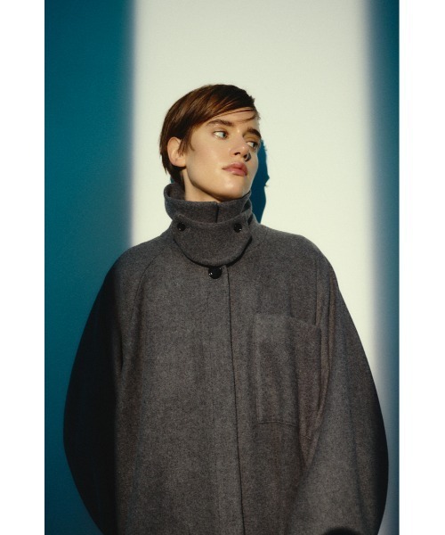 RIM.ARK（リムアーク）の「【26FW OUTER PRE ORDER】Round big sleeve CT(ラウンド ビッグ スリーブ コート)（その他アウター・レディース・グレー/ブラック/ライトブラウン・FREE）」の10枚目の写真
