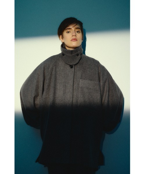RIM.ARK（リムアーク）の「【26FW OUTER PRE ORDER】Round big sleeve CT(ラウンド ビッグ スリーブ コート)（その他アウター・レディース・グレー/ブラック/ライトブラウン・FREE）」の13枚目の写真