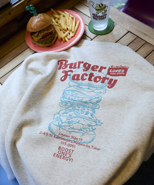 FREAK'S STORE(フリークスストア)の「限定展開 Burger Factory × FREAK'S STORE / バーガーファクトリー 別注 ビッグシルエット バックプリント クルーネックスウェット(スウェット・メンズ・グレー/ネイビー/チャコールグレー/ブラウン・SMALL/LARGE/MEDIUM)」の1枚目の写真
