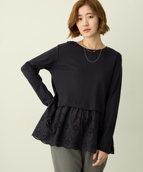 Petit Honfleur(プチオンフルール)の「裾切替レイヤードロングスリーブTシャツ【ドット・レース】(Tシャツ/カットソー・レディース・ホワイト/ネイビー・L/M)」の8枚目の写真