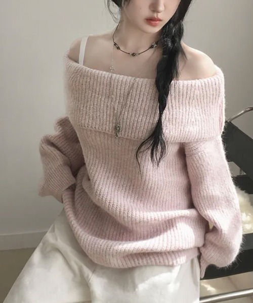 Emilie(エミリー)の「2WAY オフショルダータートルネックニットプルオーバー(ニット/セーター・レディース・アイボリー/ピンク/グレー・FREE)」の7枚目の写真
