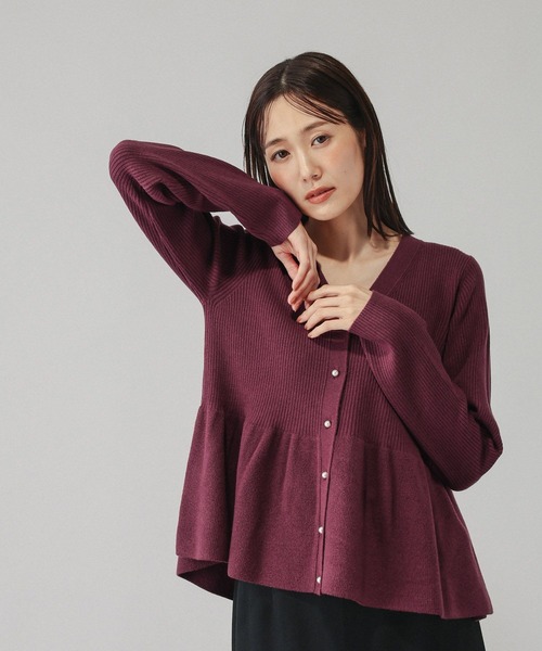 GLOBAL WORK(グローバルワーク)の「カシミヤタッチペプラムカーディガン/812956(カーディガン/ボレロ・レディース・チャコールグレー/ライトグレー/ワインレッド・LARGE/MEDIUM/SMALL)」の21枚目の写真