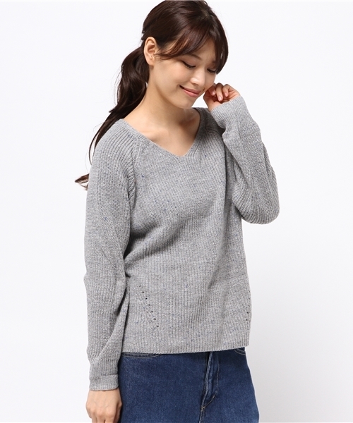 SEVENDAYS=SUNDAY（セブンデイズサンデイ）の「片アゼカラーネップ Vネックプルオーバー（ニット/セーター・レディース・ブラウン/グレー/ネイビー・FREE）」の2枚目の写真