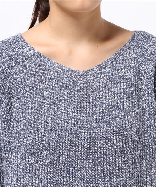 SEVENDAYS=SUNDAY（セブンデイズサンデイ）の「片アゼカラーネップ Vネックプルオーバー（ニット/セーター・レディース・ブラウン/グレー/ネイビー・FREE）」の11枚目の写真