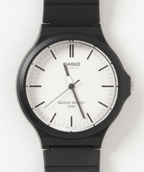 CASIO（カシオ）の「CASIO カシオ / クォーツ 腕時計 ラバーベルト 5気圧防水 ラウンドフェイス アナログ腕時計 /// MWラウンドシリーズ（アナログ腕時計・メンズ・ブラック×ホワイト/ブラック×ブルー/ブラック系その他/ブラック/ブラック×ブラック/ブラック系その他2/ブラック系その他4/ブラック系その他3/ブラック×ゴールド・FREE）」の17枚目の写真