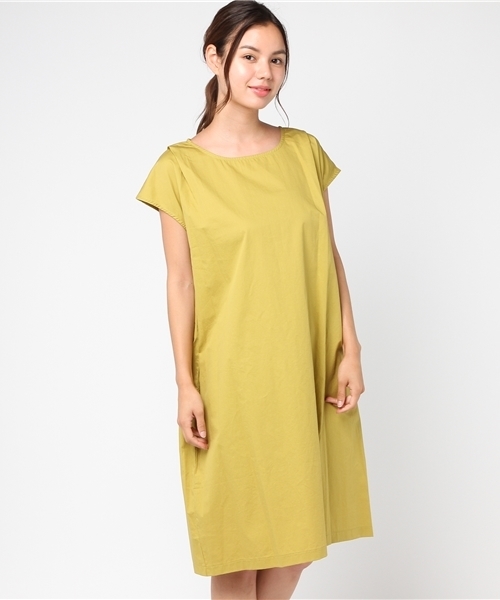 rps（アールピーエス）の「フレンチスリーブコクーンワンピース（ワンピース・レディース・マスタード/ブラック/ブルーグリーン/ブルー/カーキ/イエロー/ネイビー/オフホワイト/グリーン/ベージュ/ダークグリーン・M）」の19枚目の写真