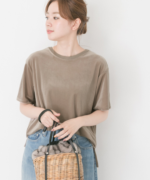 URBAN RESEARCH（アーバンリサーチ）の「ベロアTシャツ（Tシャツ/カットソー・レディース・ネイビー/グレー系その他/ベージュ系その他・FREE）」の2枚目の写真