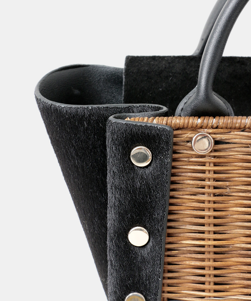 UR SELECT(ユーアールセレクト)の「MelleBK(ハンドバッグ・レディース・ブラック・-)」の6枚目の写真