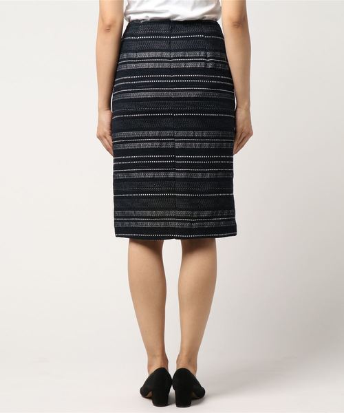 PICCIN（ピッチン）の「ボーダーツイードタイトスカート（スーツスカート・レディース・ブラック/ネイビー・MEDIUM/LARGE）」の13枚目の写真