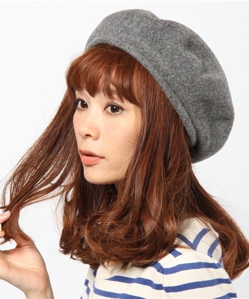 BEAUTY&YOUTH UNITED ARROWS（ビューティーアンドユースユナイテッドアローズ）の「BY П フェルトカラーベレエ ◆（ハンチング/ベレー帽・レディース・ブラック/グレー/ベージュ/ワインレッド/ダークグリーン/オフホワイト/ロイヤルブルー・フリー）」の3枚目の写真