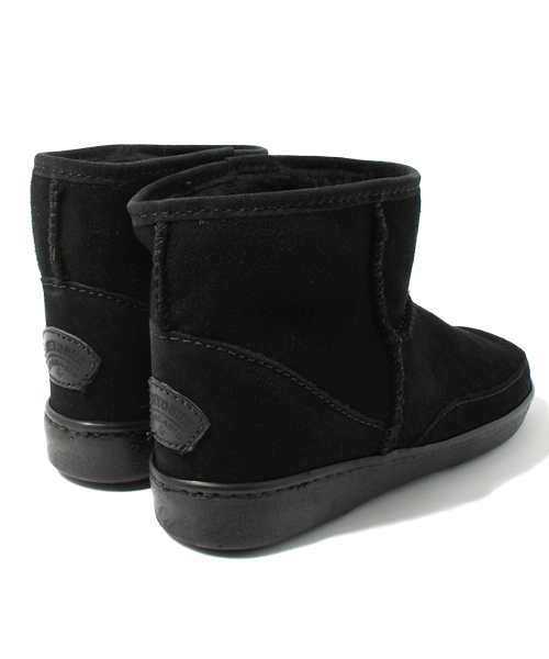 NANO universe(ナノユニバース)の「MINNETONKA/ANKLE HI PUG BOOT(ブーツ・レディース・ブラック・6/7/8)」の4枚目の写真