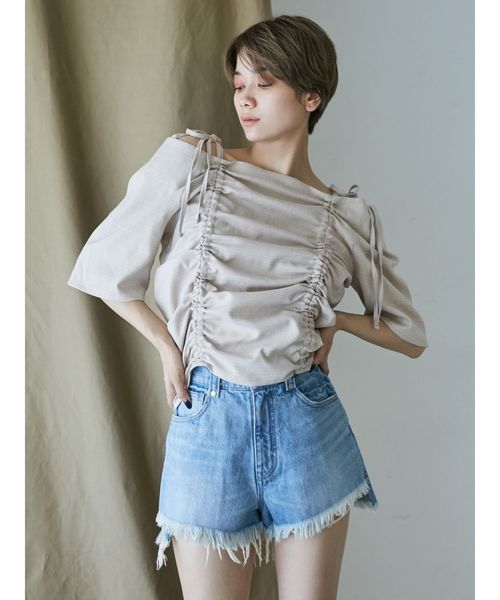 EMODA（エモダ）の「フリンジクラッシュジャストウエストショートパンツ（デニムパンツ・レディース・ライトブルー/ブラック/インディゴブルー・SMALL/MEDIUM）」の4枚目の写真