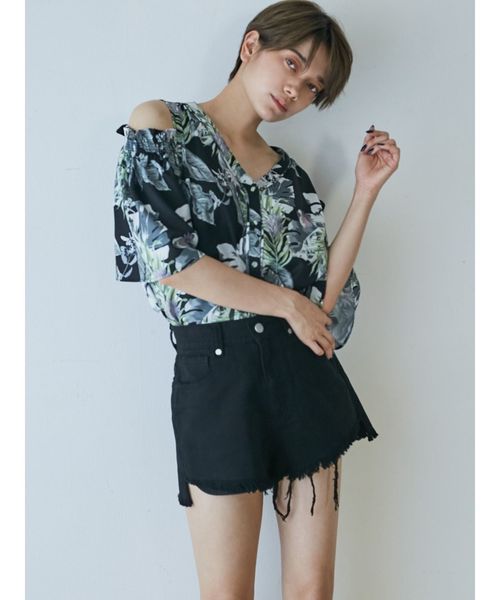 EMODA（エモダ）の「フリンジクラッシュジャストウエストショートパンツ（デニムパンツ・レディース・ライトブルー/ブラック/インディゴブルー・SMALL/MEDIUM）」の7枚目の写真