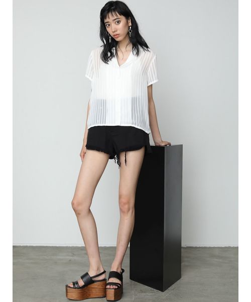 EMODA（エモダ）の「フリンジクラッシュジャストウエストショートパンツ（デニムパンツ・レディース・ライトブルー/ブラック/インディゴブルー・SMALL/MEDIUM）」の9枚目の写真