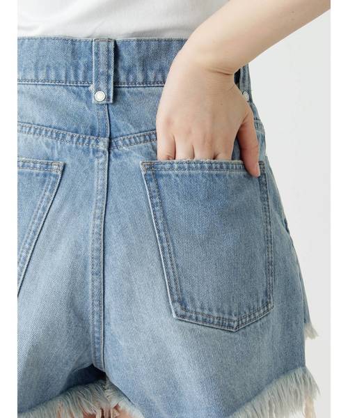 EMODA（エモダ）の「フリンジクラッシュジャストウエストショートパンツ（デニムパンツ・レディース・ライトブルー/ブラック/インディゴブルー・SMALL/MEDIUM）」の18枚目の写真