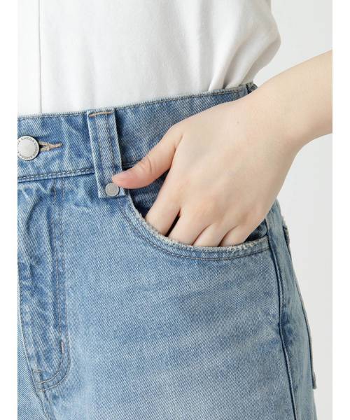 EMODA（エモダ）の「フリンジクラッシュジャストウエストショートパンツ（デニムパンツ・レディース・ライトブルー/ブラック/インディゴブルー・SMALL/MEDIUM）」の19枚目の写真