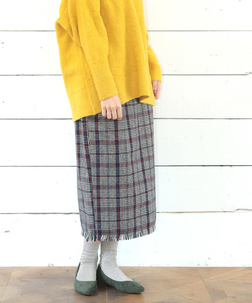 SESTO（セスト）の「オーバーチェックフリンジタイトスカート（スカート・レディース・ホワイト/レッド/カーキ・M）」の3枚目の写真
