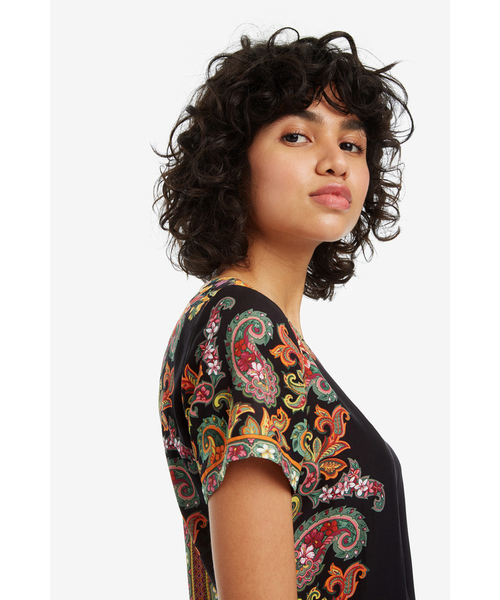 Desigual(デシグアル)の「インド アシンメトリー ブラウス TATIANA(Tシャツ/カットソー・レディース・オレンジ・2L/SS/S/M/L)」の9枚目の写真