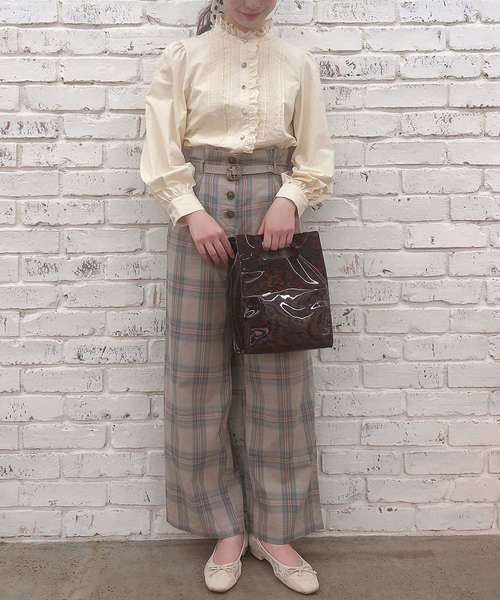one after another NICE CLAUP（ワンアフターアナザーナイスクラップ）の「ヴィンテージフリルブラウス（シャツ/ブラウス・レディース・ブラック/オフホワイト/アイボリー・FREE）」の22枚目の写真