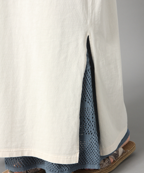 LOWRYS FARM（ローリーズファーム）の「ピグメントＴシャツワンピ　833199（ワンピース・レディース・アイボリー/ブラック/ブルー/レッド・FREE）」の10枚目の写真