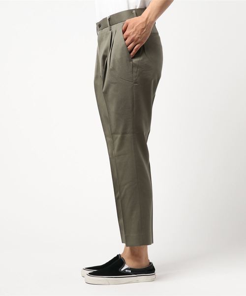 marka（マーカ）の「【marka】別注スラックス（スラックス・メンズ・ネイビー/グレイッシュベージュ・1/2）」の3枚目の写真