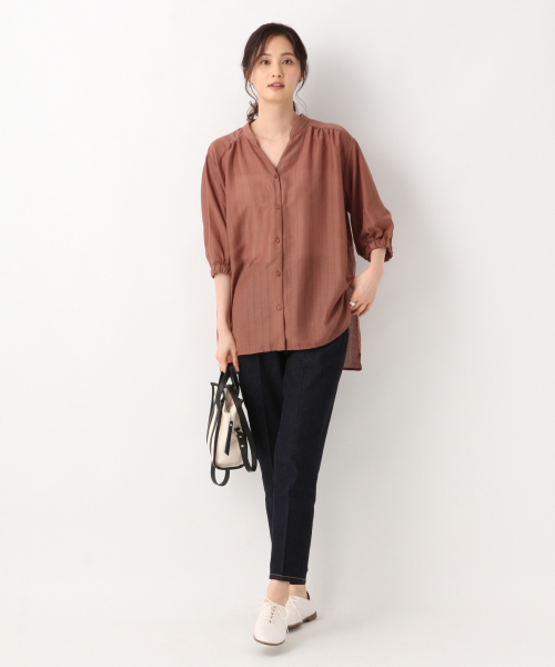 GLOBAL WORK（グローバルワーク）の「スキッパースリットチュニック/840721（シャツ/ブラウス・レディース・ホワイト/ライトグリーン/オレンジ系その他/ライトベージュ・FREE）」の6枚目の写真