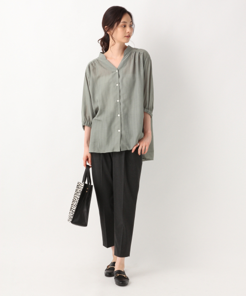 GLOBAL WORK（グローバルワーク）の「スキッパースリットチュニック/840721（シャツ/ブラウス・レディース・ホワイト/ライトグリーン/オレンジ系その他/ライトベージュ・FREE）」の8枚目の写真