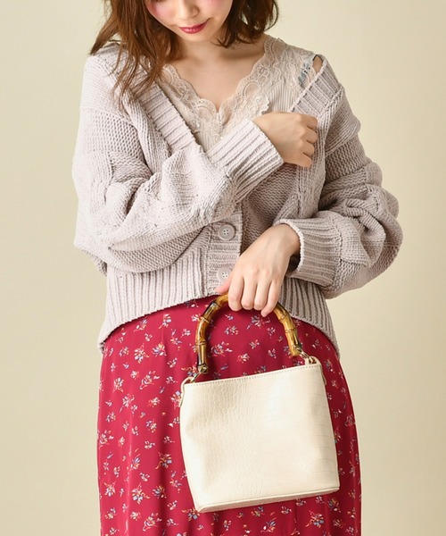 natural couture(ナチュラルクチュール)の「マットモールヤーンケーブルカーディガン(カーディガン/ボレロ・レディース・ベージュ/アイボリー/ミント/モカ/ラベンダー・FREE)」の3枚目の写真