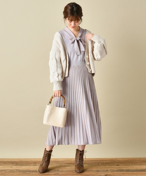 natural couture(ナチュラルクチュール)の「マットモールヤーンケーブルカーディガン(カーディガン/ボレロ・レディース・ベージュ/アイボリー/ミント/モカ/ラベンダー・FREE)」の6枚目の写真